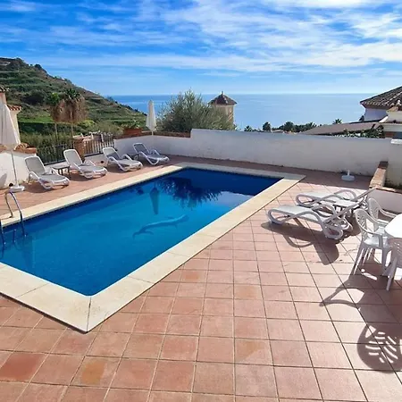 Silhouse Villas Vila *